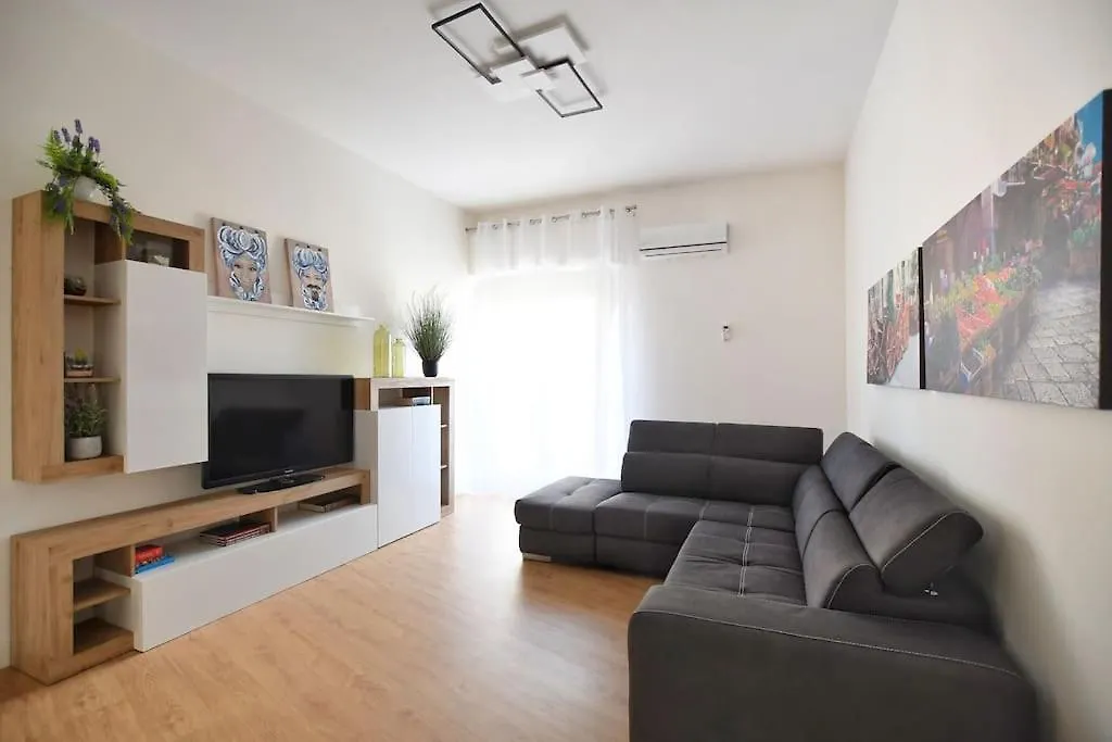 Iflat Normanni Lounge Apartment Palermo 0*,  Italy